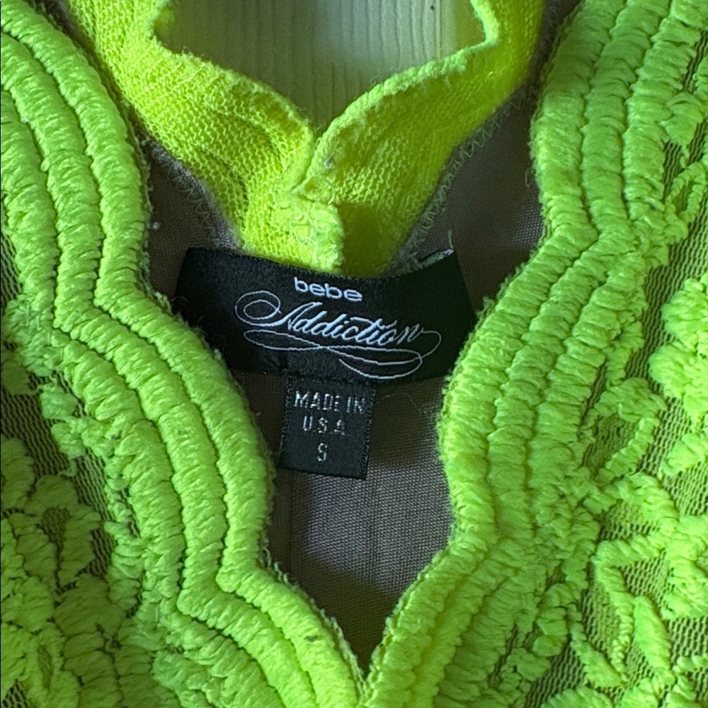 Bebe Addiction Neon yellow Lace Bodysuit - Picture 3 of 4